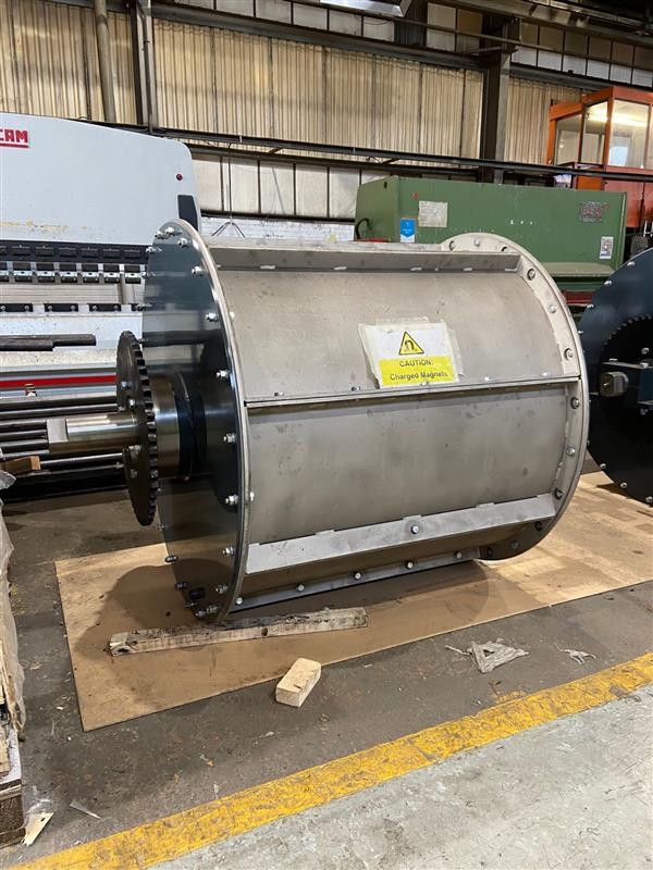 New Scrap Drum Magnet SRP 48.48 (Bottom Fed)